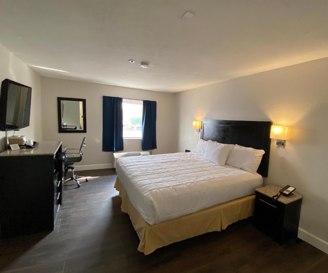 Baymont By Wyndham Del Rio Otel Dış mekan fotoğraf